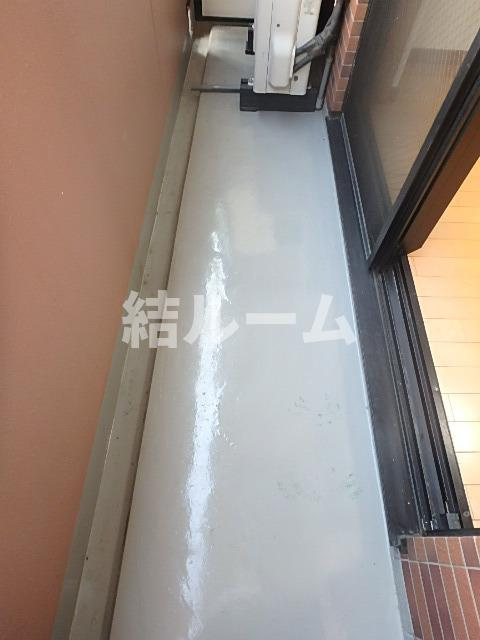 新宿区西落合４丁目の賃貸マンションのバルコニー