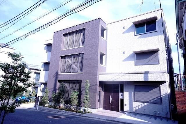 アプリコット・ベレオの外観