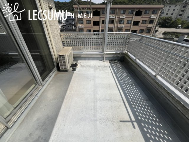 姫路市青山西3丁目／中古戸建のバルコニー
