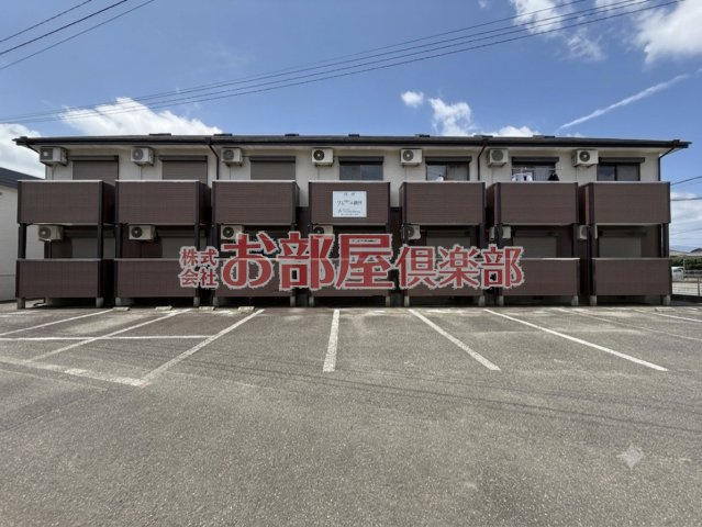 グレース御井の外観|落ち着いた雰囲気の外観です