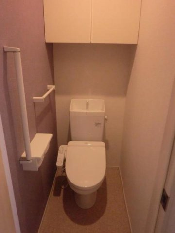 メゾン　ボンヌシャンスのトイレ|清潔感のあるトイレです