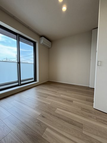 領家プライムコートⅡの洋室