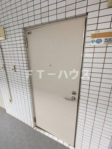 ＪＬＢグランエクリュ行徳駅前の玄関