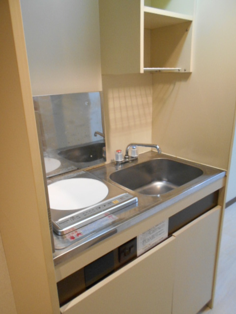 グランディオール白楽のキッチン|写真は別部屋です