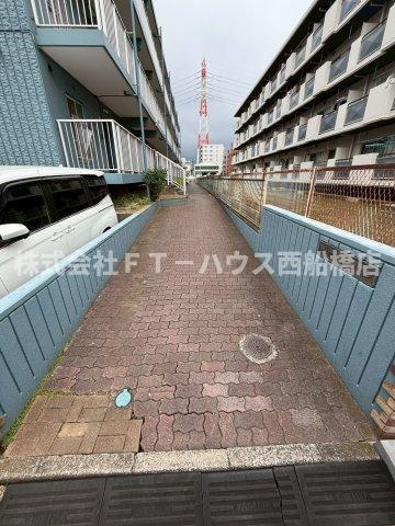 西船グリーンマンションのエントランス
