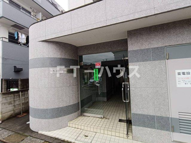 ＪＬＢグランエクリュ行徳駅前のエントランス