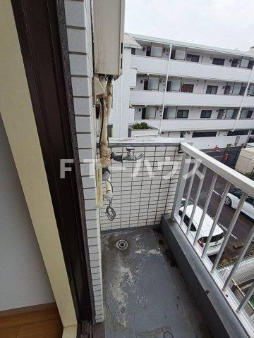 ＪＬＢグランエクリュ行徳駅前のバルコニー