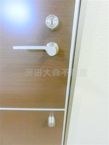 ファーシル.M.Aの玄関|上下ダブルロック