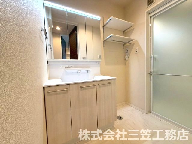 寝屋川市若葉町の賃貸マンションの洗面所
