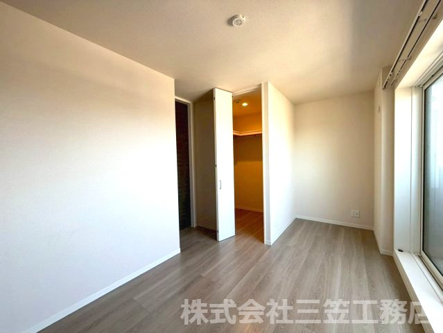 寝屋川市若葉町の賃貸マンションの洋室