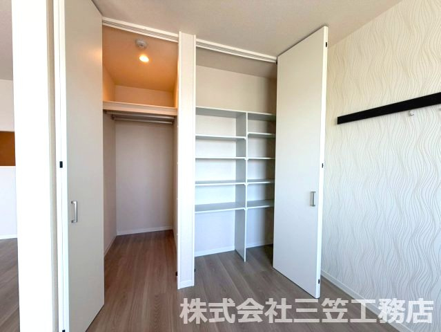 寝屋川市若葉町の賃貸マンションの収納