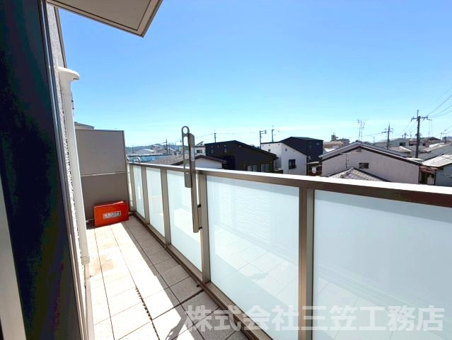 寝屋川市若葉町の賃貸マンションのバルコニー