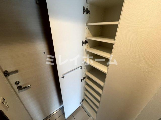 ガーラ雑色グランドステージの玄関
