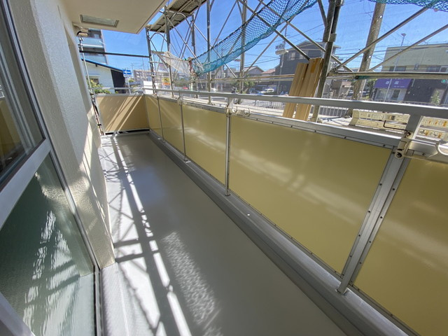 西宮市甲子園浜田町の賃貸マンションのバルコニー