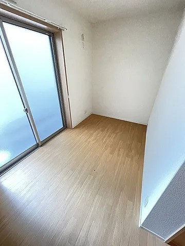 西宮市神垣町のアパートの居間・リビング