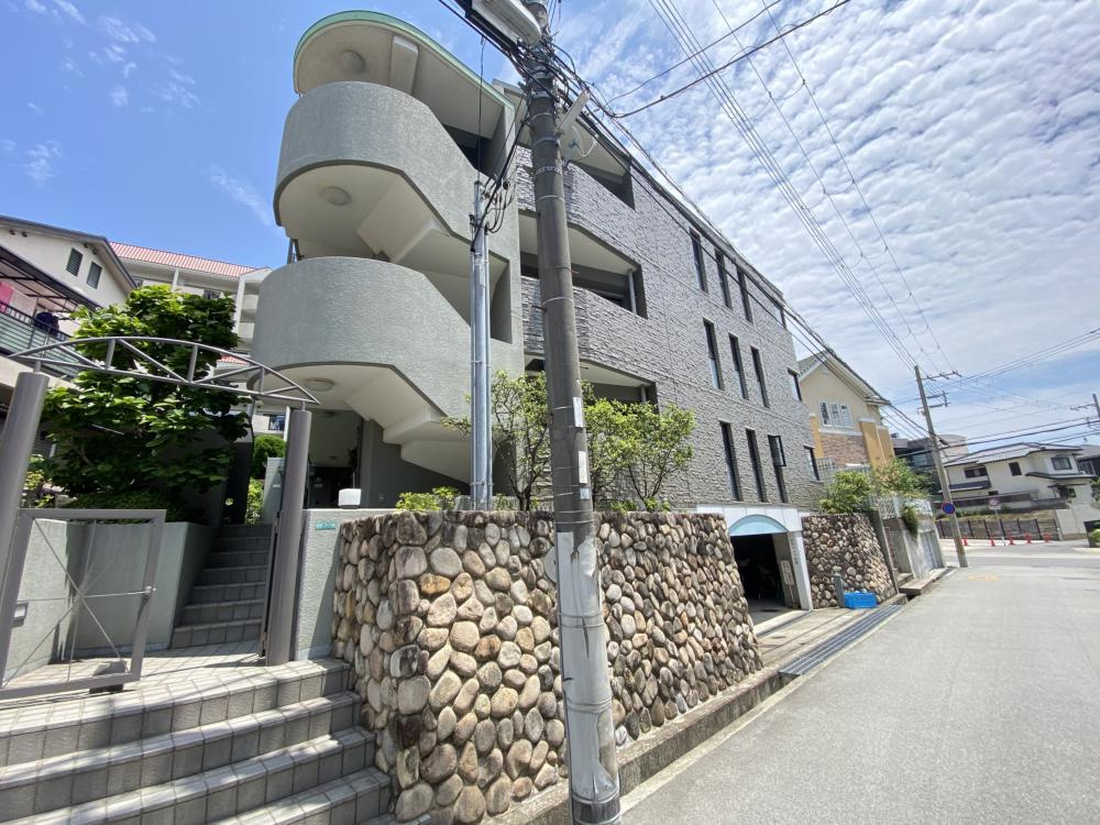 西宮市樋之池町の賃貸マンション