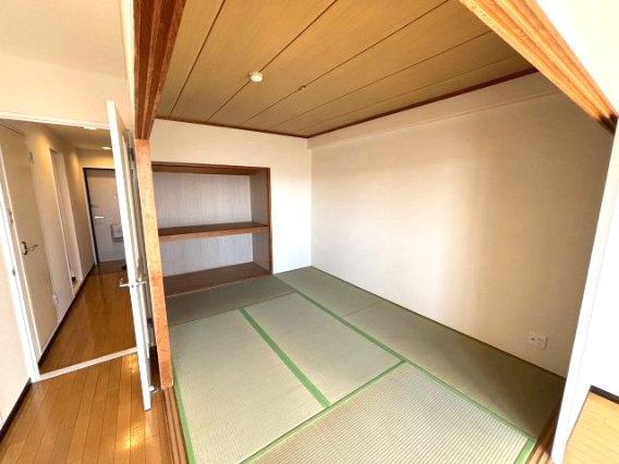 エリム摩耶の居間・リビング