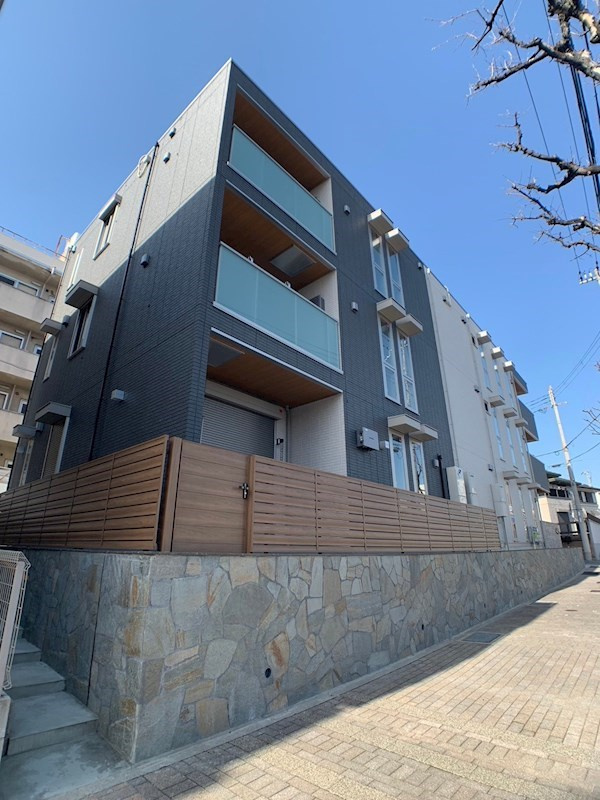 神戸市東灘区森北町１丁目のアパート