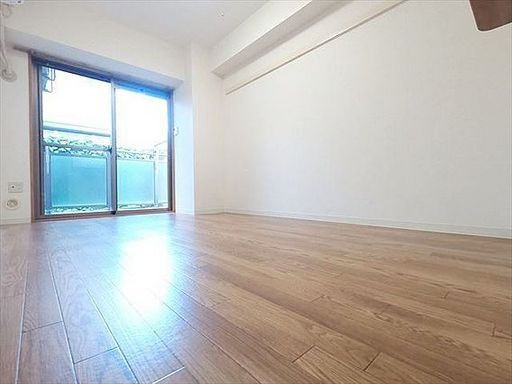 甲南タマタニマンションの居間・リビング