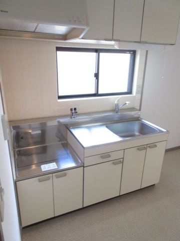 神戸市灘区徳井町４丁目の賃貸マンションのキッチン