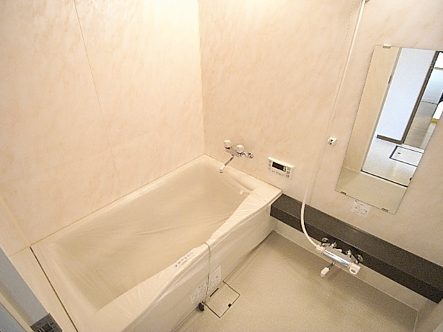 西宮市西平町の賃貸マンションの浴室