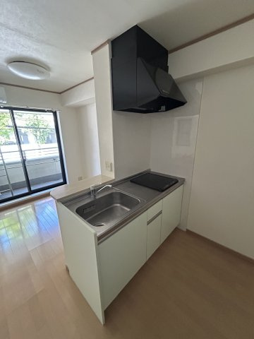 【キッチン】フォレストコート西元町 