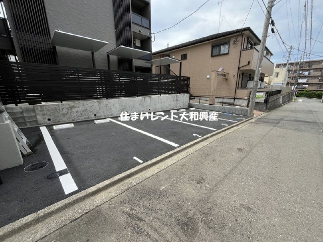 リブリ・フェリス鹿島の駐車場