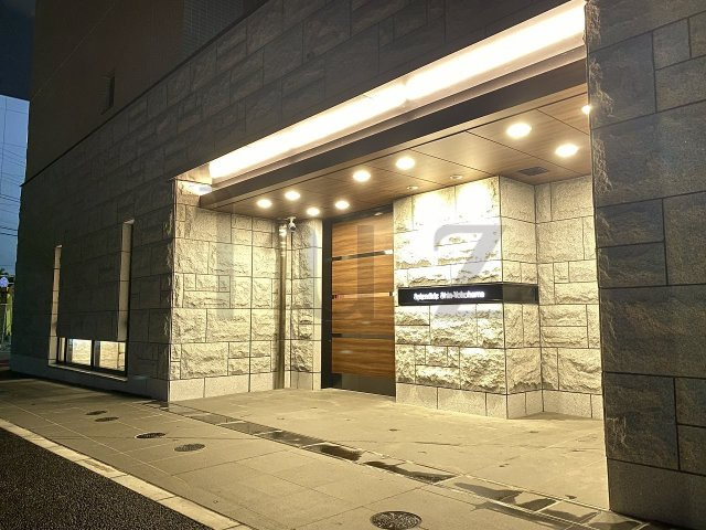スプランディッド新横浜のエントランス