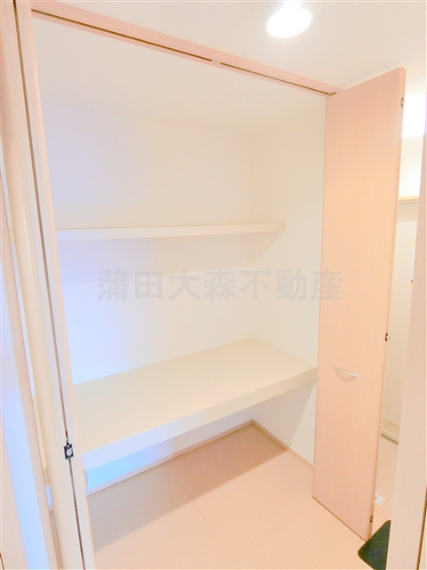 メルモの収納|玄関の大型収納　クローゼット