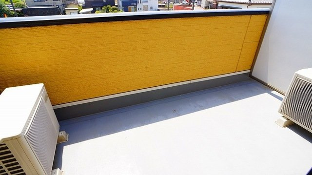 【バルコニー】 | ベル・メゾン | 開放的で明るい空間を演出してくれるバルコニーです