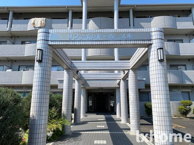 リファインドカースルのエントランス|ゆとりのあるエントランスです