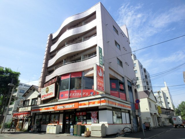 メゾン１２
