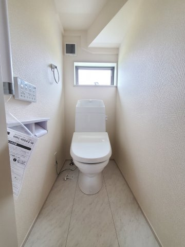 三郷市　鷹野3丁目　新築戸建　全1棟のトイレ|施工例です