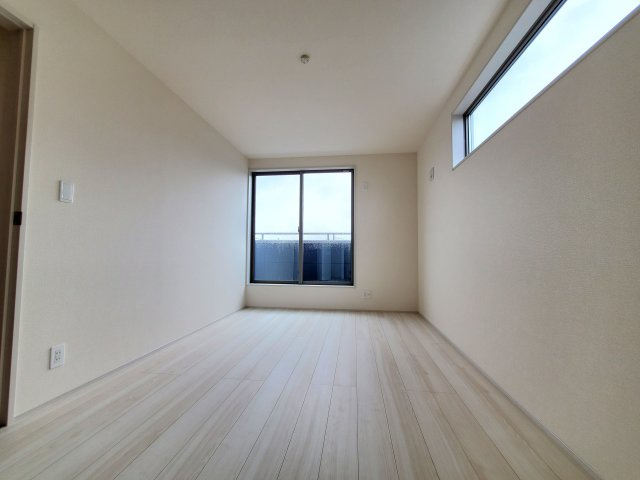三郷市　鷹野3丁目　新築戸建　全1棟の洋室|施工例です