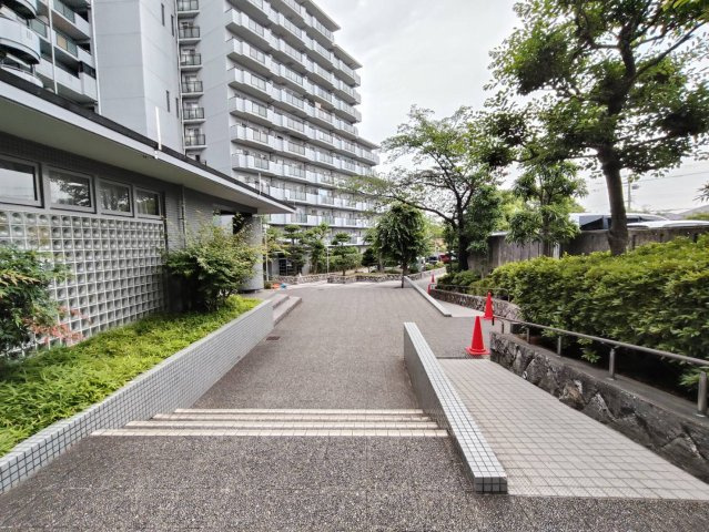 コスモ北野田の外観