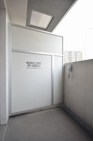 プロシード大阪NB3のバルコニー