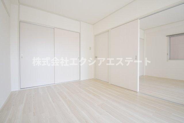 DAIKOマンションの洋室