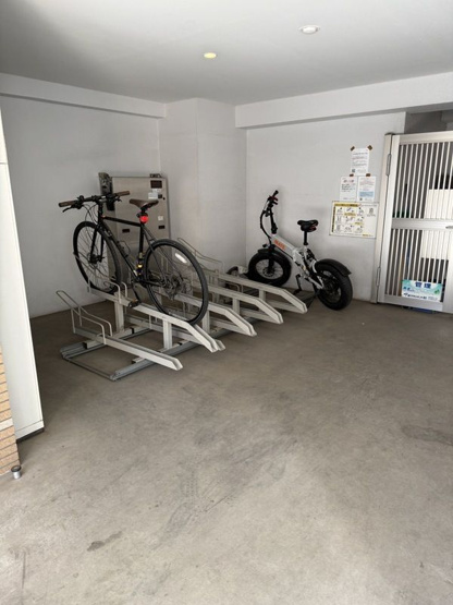 【駐車場】ＭＡＬＵＬＡＮＩ　千駄ヶ谷