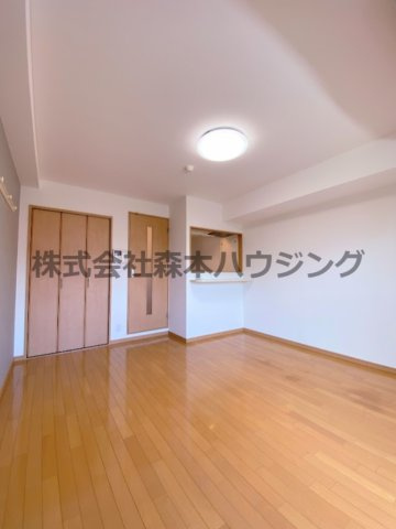 【洋室】 | 　ネクスプロス大和田 | 広々とした洋室です