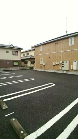 【駐車場】 | レジデンス　グレイス | カースペースがあります