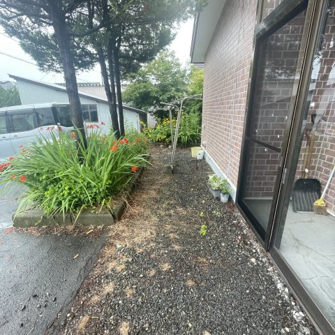 登別市若草町1丁目9-14戸建の庭