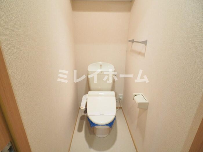 ガーデニア蒲田のトイレ|同建物内、別のお部屋の参考写真になります。