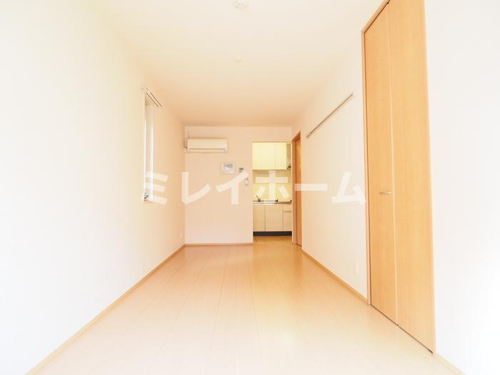 ガーデニア蒲田の寝室|同建物内、別のお部屋の参考写真になります。