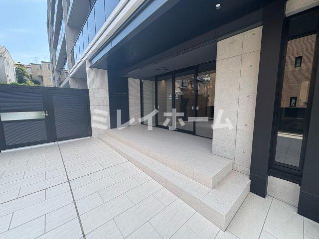 ロイジェントパークス西馬込のエントランス|同建物内、別のお部屋の参考写真になります。