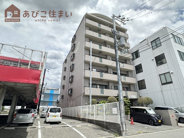 ラ・モードニシカワ1の外観