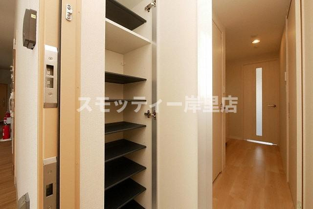 アーバンパーク住之江公園Ｉの収納