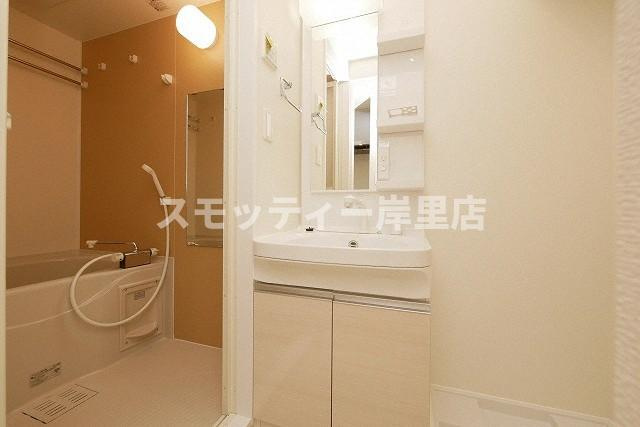 アーバンパーク住之江公園Ｉの独立洗面台
