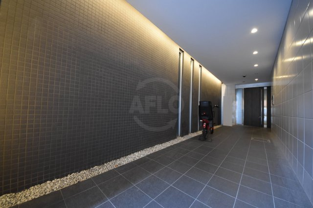 クレオ北堀江　堀江小学校区のエントランス|クレオキタホリエ　エントランス
