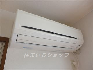 アミターバ　Ａ棟の設備|エアコン・シャッター雨戸・室内物干しあり
