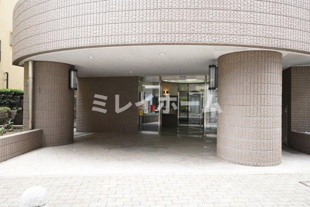 カーサ大井町のエントランス